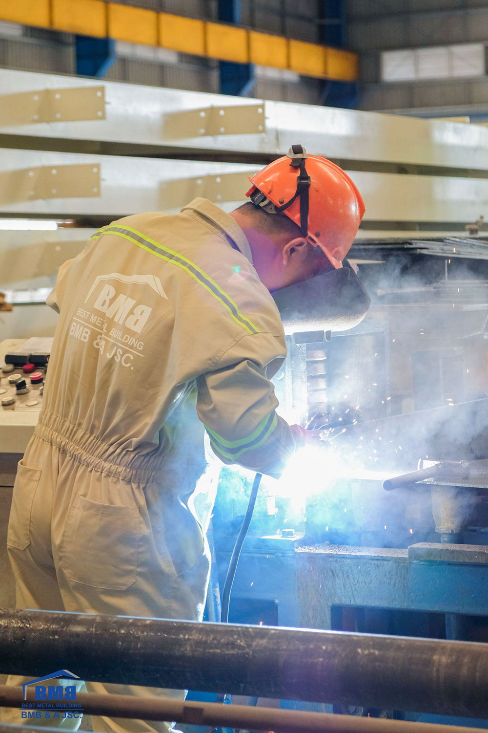 An illustration of electric arc welding