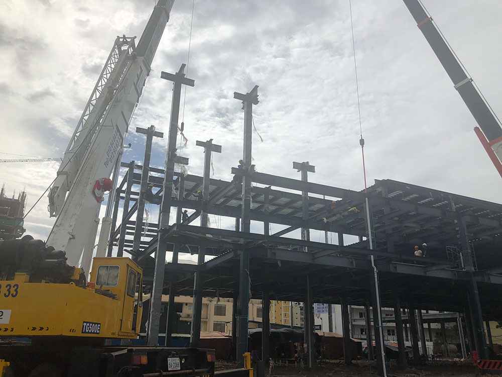 Commercial center steel structure application