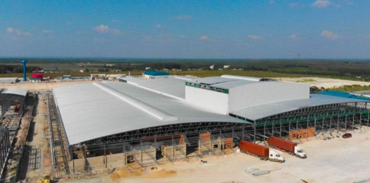 The one-story prefabricated factory is now trusted by many businesses