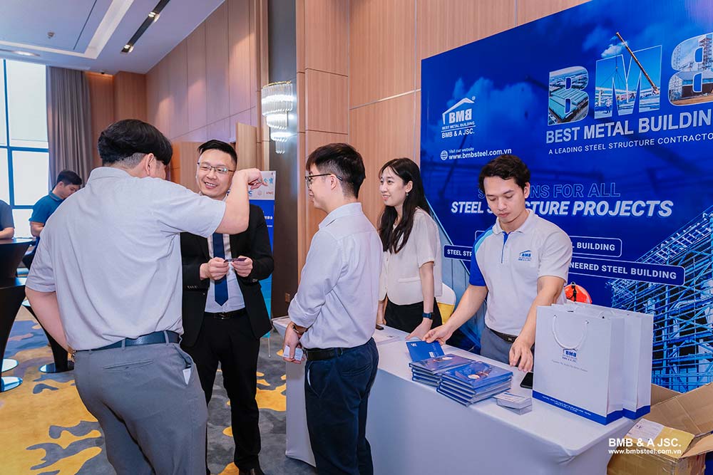 the trade conference between Thuan Duc Enterprises