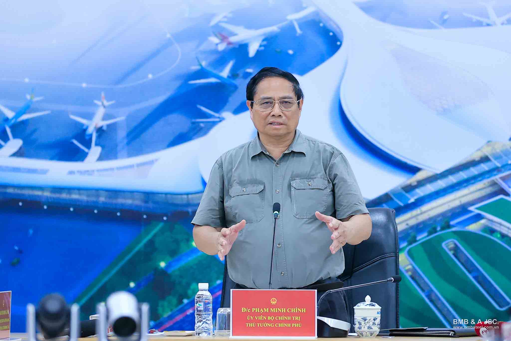 Prime minister Pham Minh Chinh visited the Long Thanh Airport project