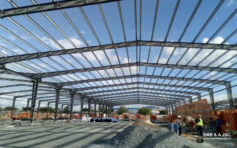 Advantages of Pre-Engineered Steel Frame Factories