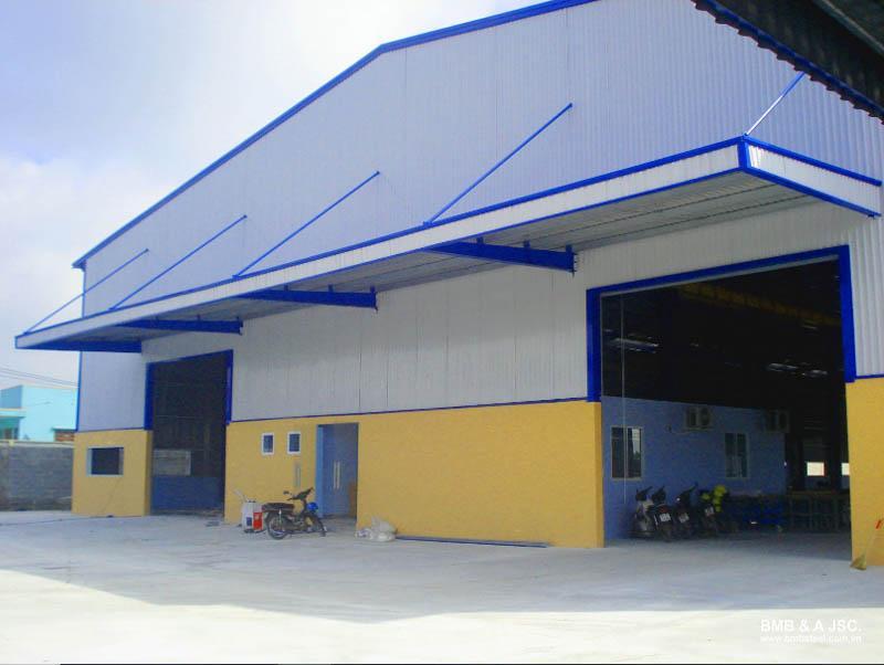 A metal sheet canopy roof is used in factories, warehouses, industrial buildings