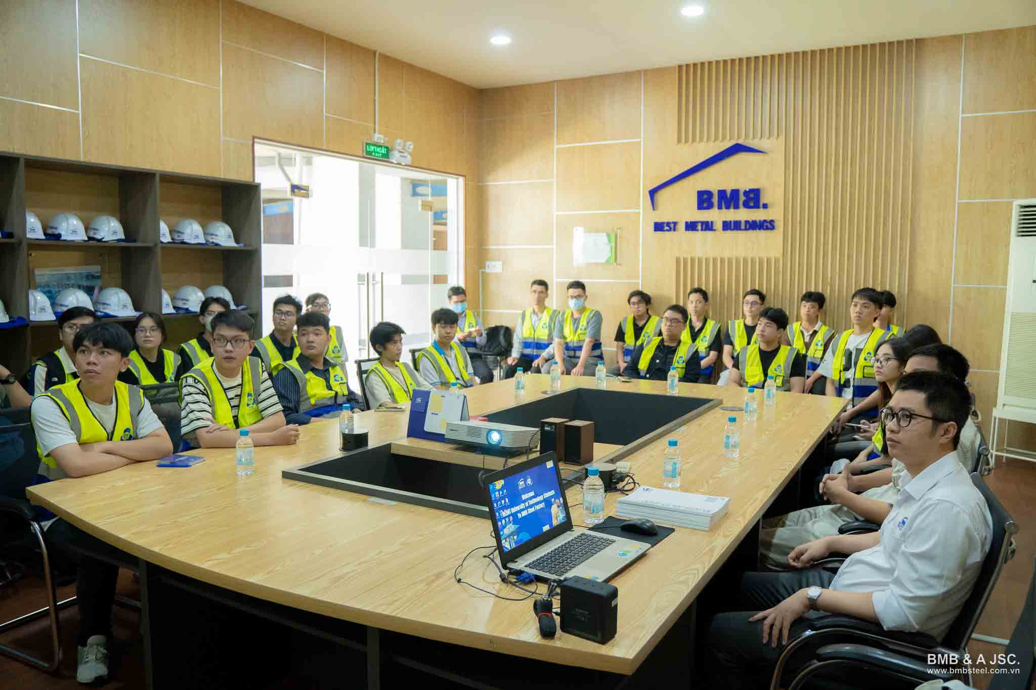 Factory Tour tại BMB Steel cùng sinh viên đại học TP.HCM