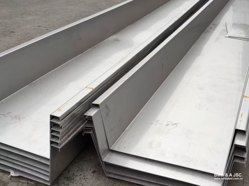 Máng xối hình chữ U