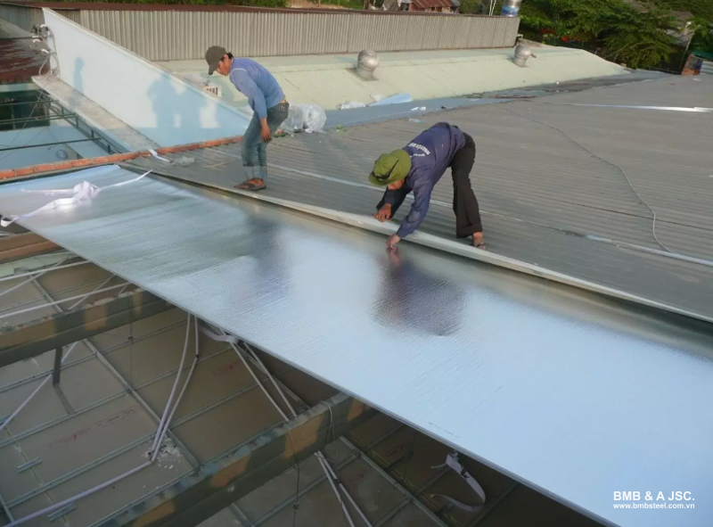 Tấm lợp cách nhiệt ngăn bức xạ nhiệt