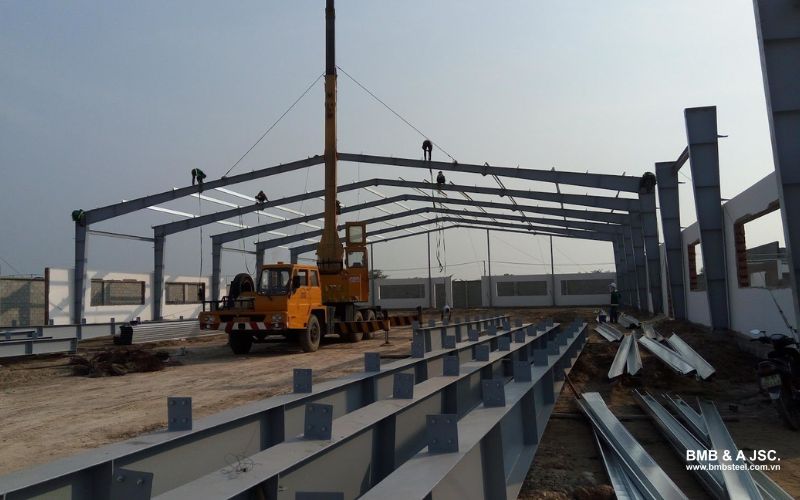 Planning and design the factory construction