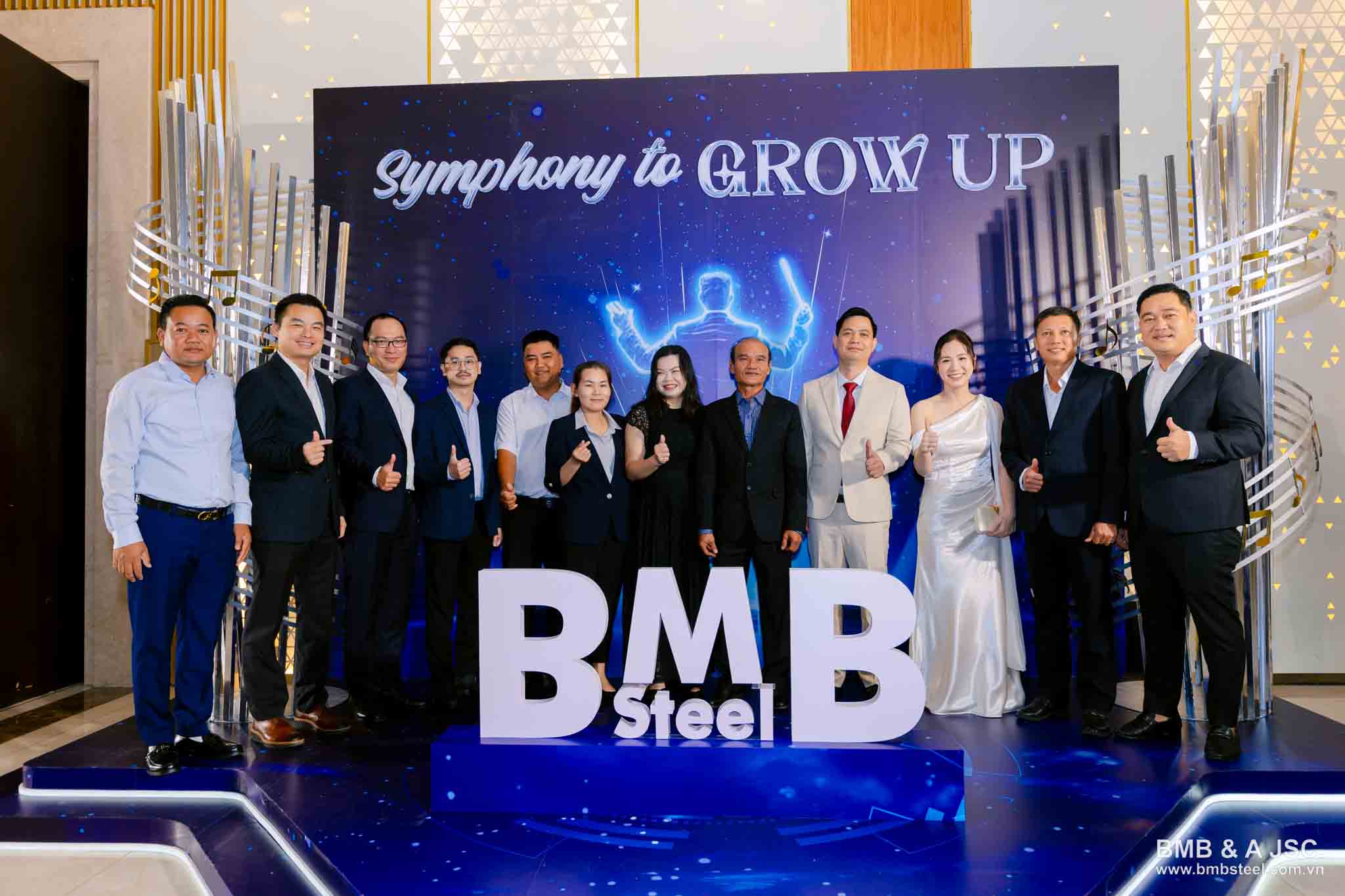 Year End Party 2025 | Bản giao hưởng trưởng thành 