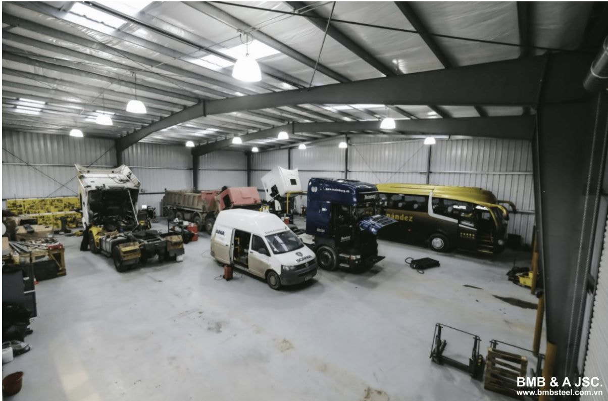 Ứng dụng nhà thép tiền chế trong xây dựng kho bãi