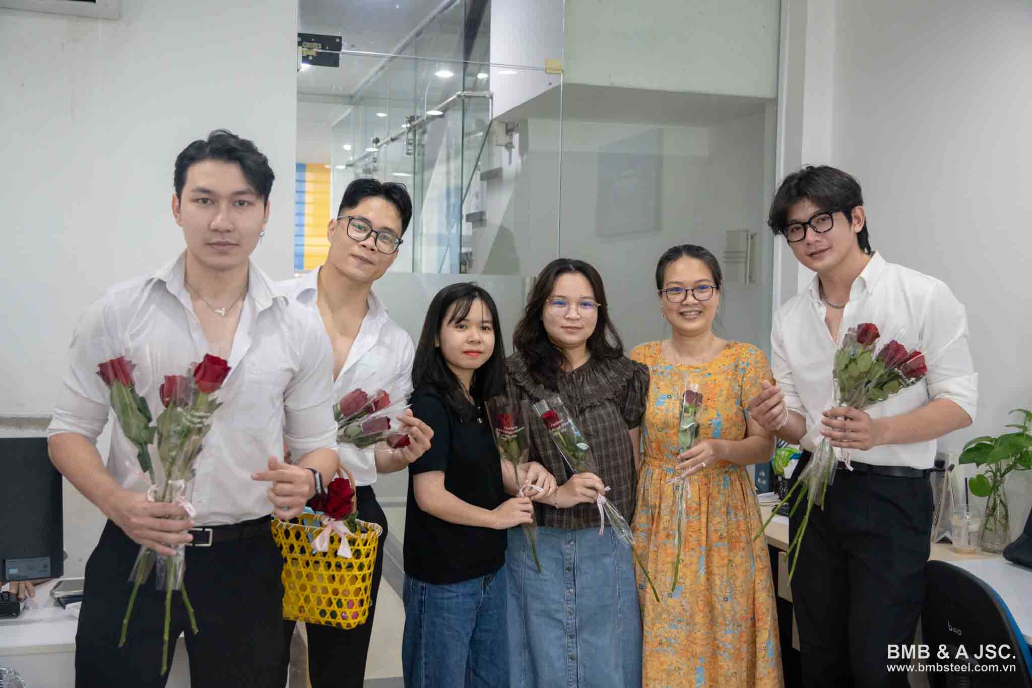 Rạng rỡ sắc hoa – Lan tỏa niềm vui 8/3