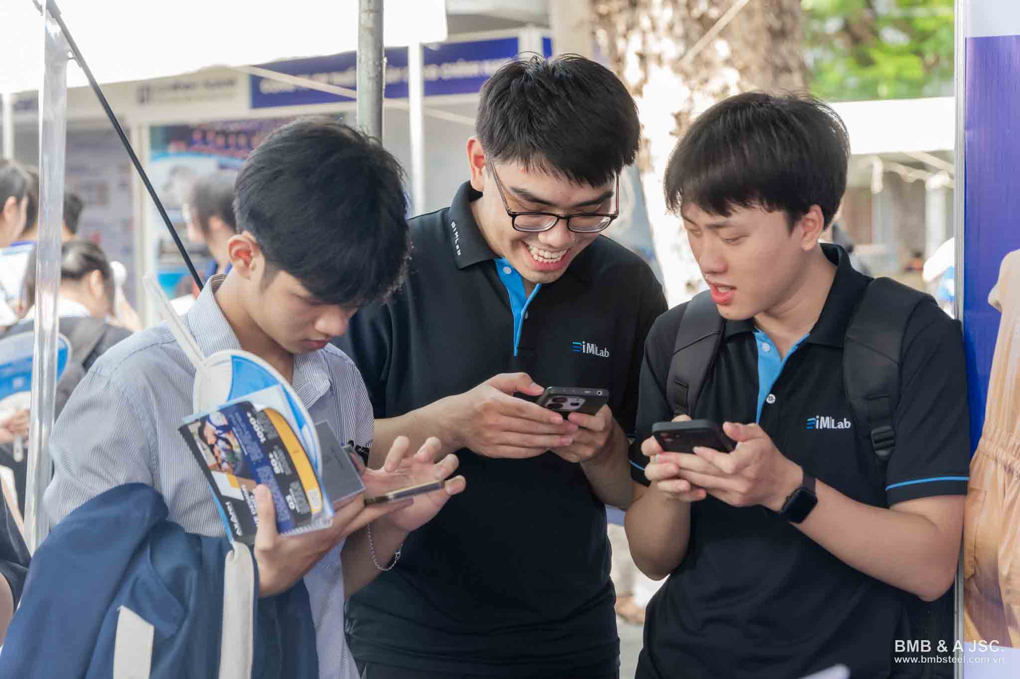 BMB Steel nagpatuloy ang paglalakbay sa pagkonekta sa araw ng trabaho – Kolehiyo ng Bách Khoa TP.HCM