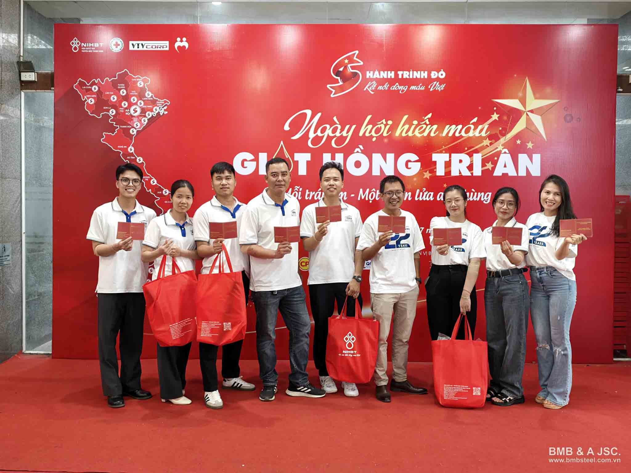 BMB Steel Hanoi - Ketika hati memilih untuk berbagi