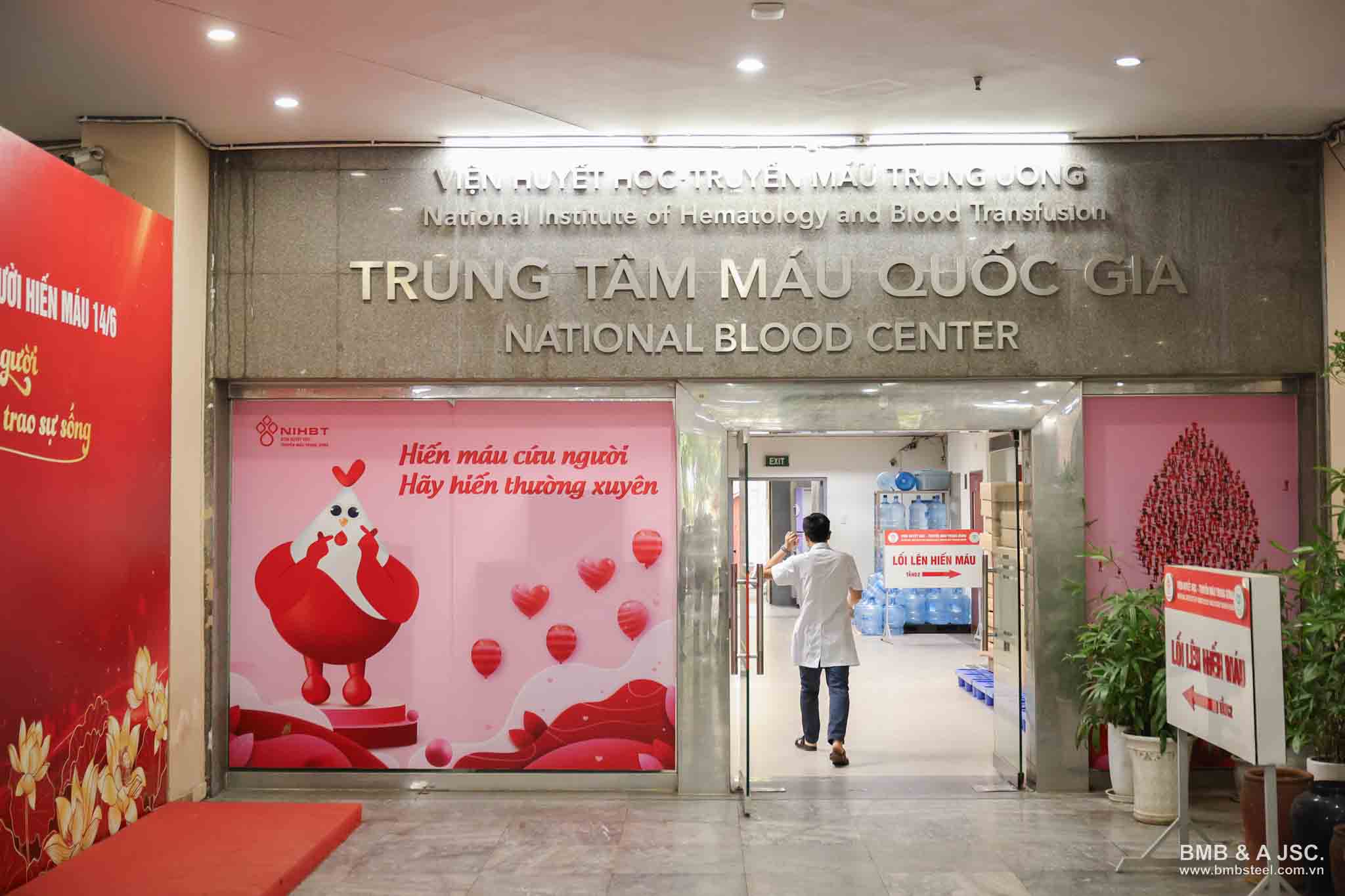 BMB Steel Hanoi cooperates with CBC to send a warm moon season to sick children