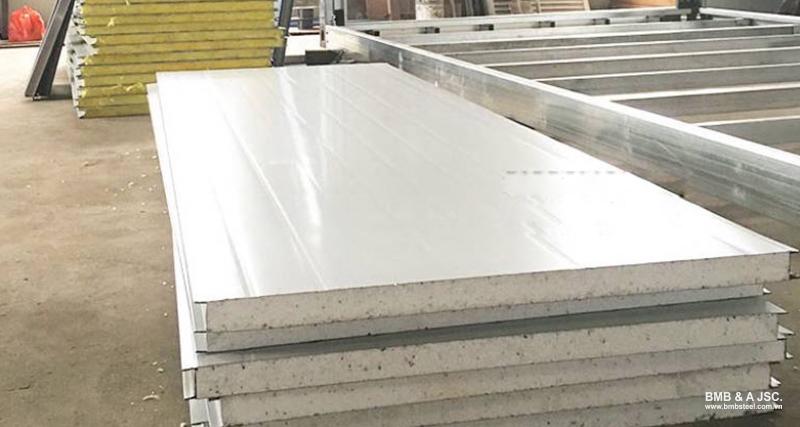 Panel-based tiled roofs provide good thermal and acoustic insulation